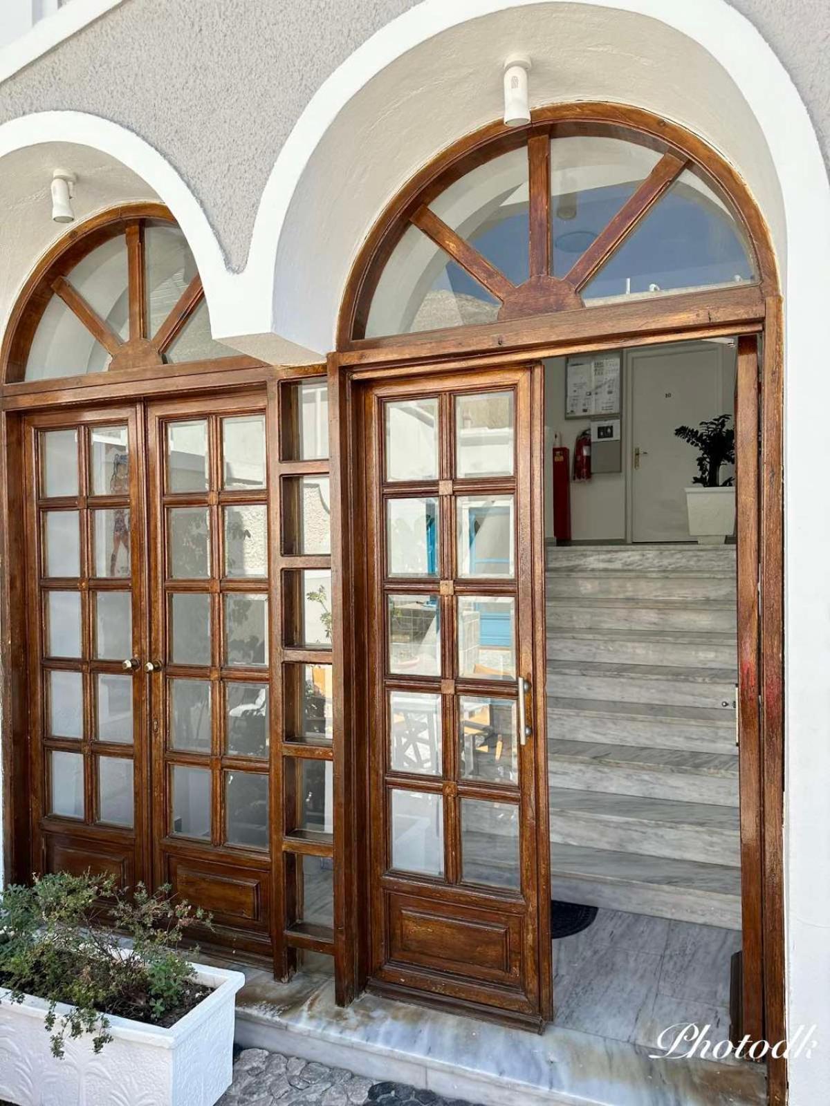 Hotel Santa Barbara Perissa  Exterior foto